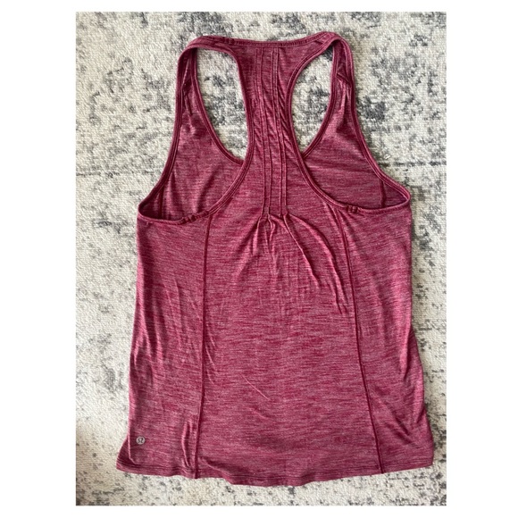 💋LULULEMON RACERBACK TANK - Picture 2 of 3